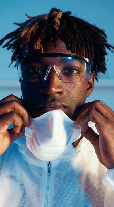 Man 1